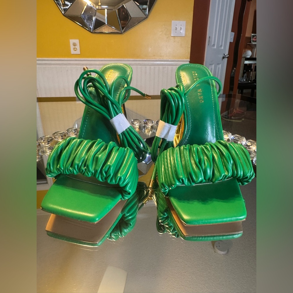 NWT AZALEA WANG AMIE CHUNKY SANDAL IN GREEN. SIZE 6 - Picture 17 of 17